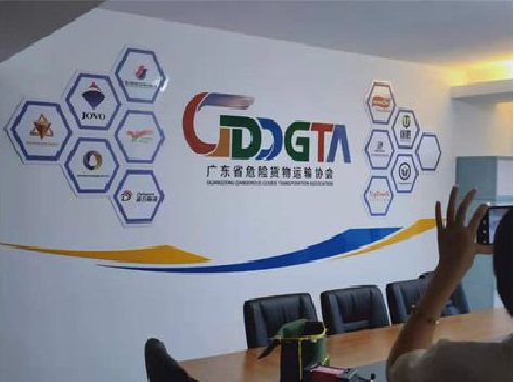 西平公司走廊文化墙如何设计布置？