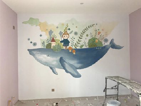 西平手绘墙的特点及优势。